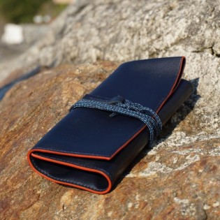 Leather travel watch roll
