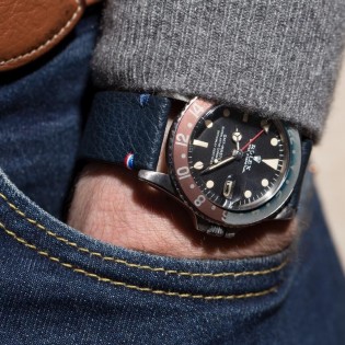 Navy leather watch strap by Avel and Men, Douarnenez model, mounted on a Rolex Oyster Perpetual watch.