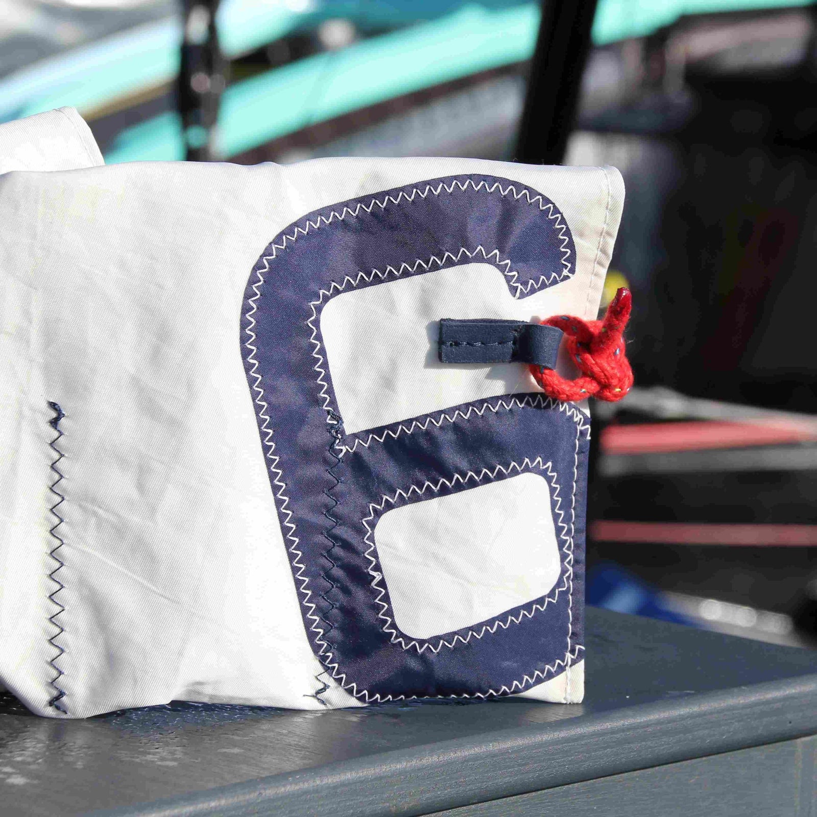  -    -  Marmotte LOCMIQUÉLIC en toile recyclée - pour 6 montres -  Avel & Men